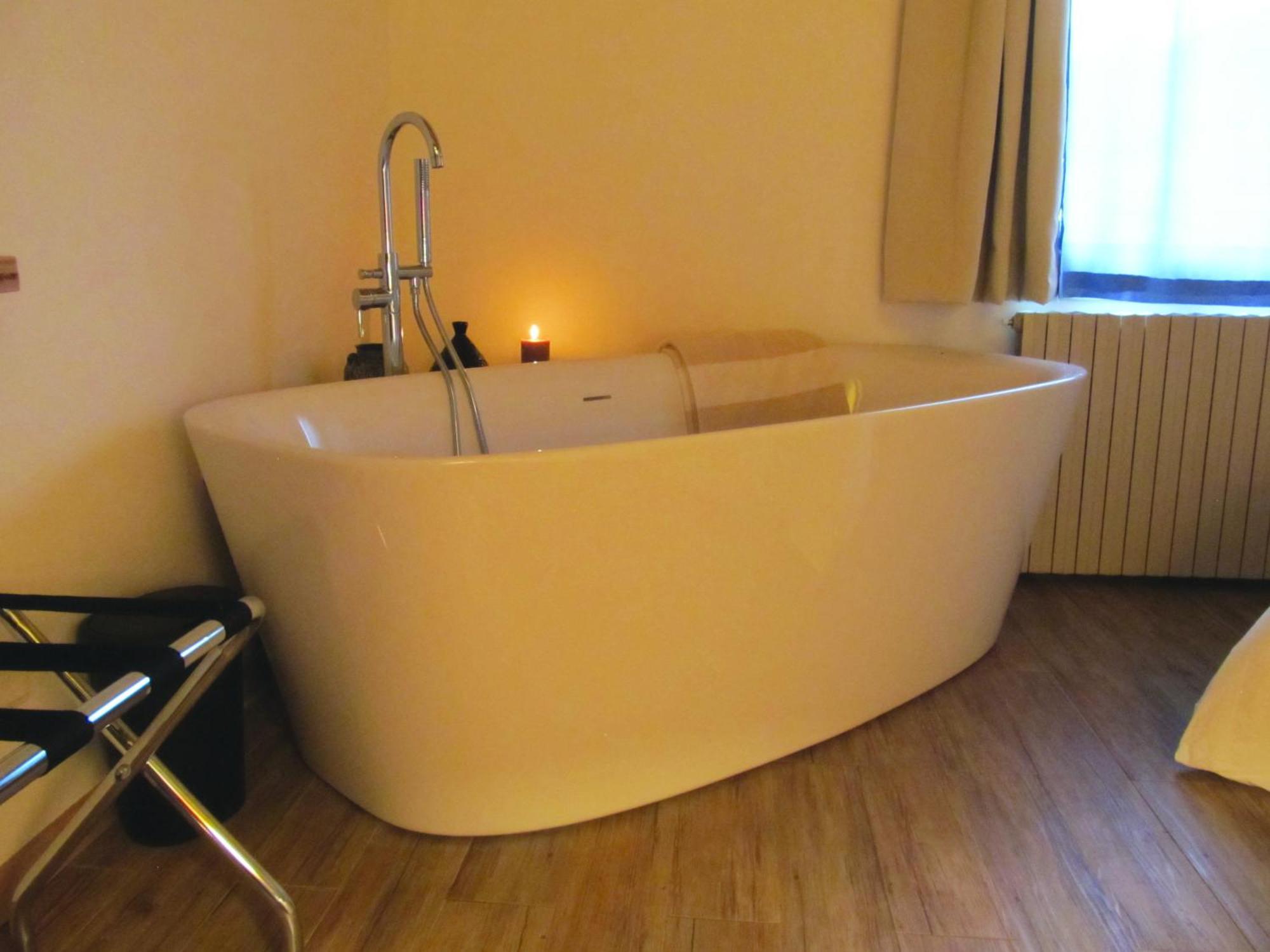 Croft28 Bed & Breakfast Chieti Bagian luar foto